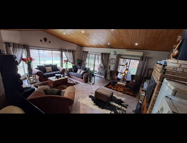 4 BEDROOM HOUSE FOR SALE IN GHOLFSIG